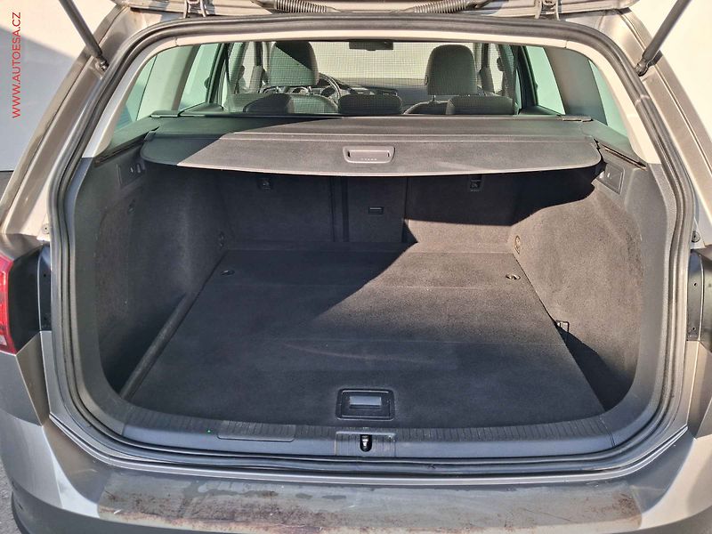 Volkswagen Golf (2015) 2.0 TDi 4X4, Alltrack, TZ - fotka 7 z 21