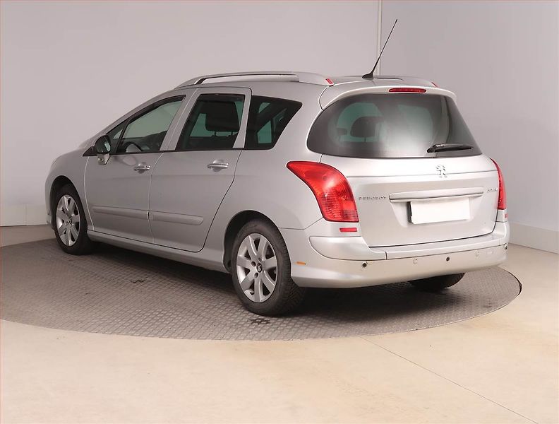 Peugeot 308 (2012) 1.6 HDi, Navi, Xenony - fotka 4 z 17
