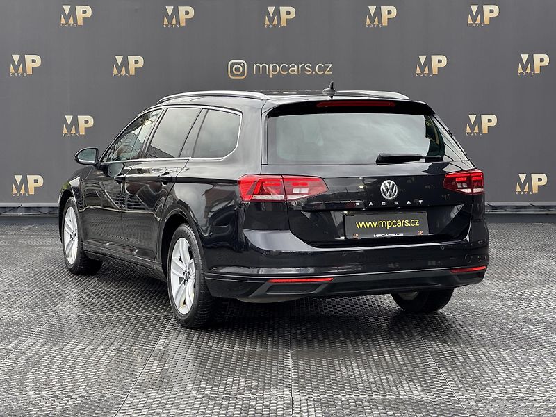Volkswagen Passat (2020) 2.0TDi 140kW DSG Business, RZV - fotka 7 z 41