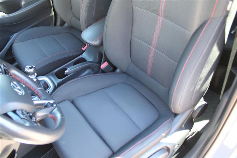 Hyundai i30 1,5 T-GDI  ČR,1.MAJITEL,N-LINE - fotka 20 z 31