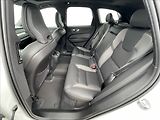 Volvo XC60 2,0 B4 A8 Ultimate Dark - náhled 16