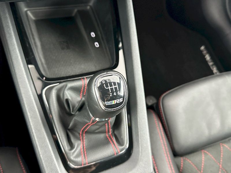 Škoda Octavia (2022) Combi 2.0TSI 180kW RS - fotka 28 z 38