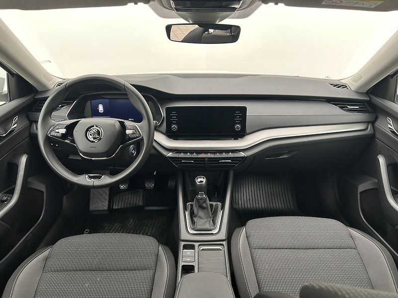 Škoda Octavia 1.5 TSI  Ambition   Plus - fotka 5 z 25