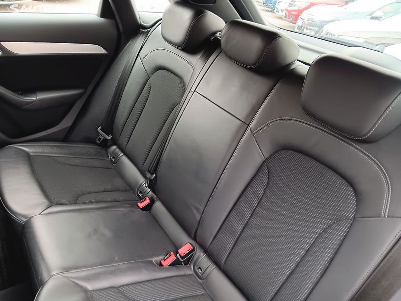 Audi Q3 2.0 TDI 130kW QUATTRO - fotka 29 z 32