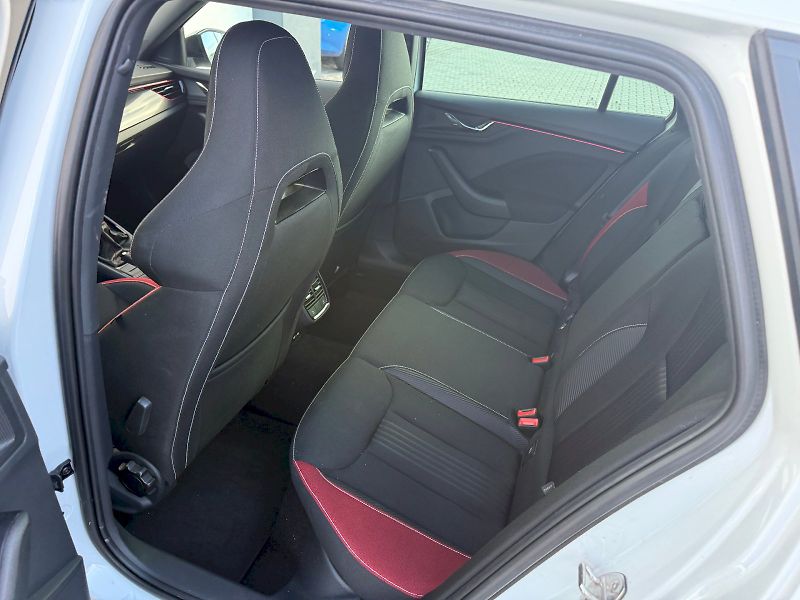 Škoda Kamiq (2022) MC TS 110/1.5 A7F - fotka 19 z 27
