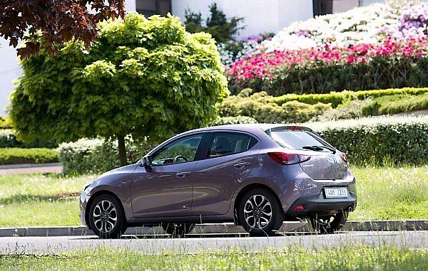 Mazda2.
