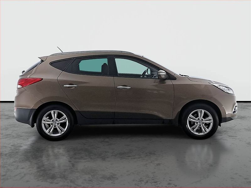 Hyundai ix35 (2013) 2.0 CRDi, 4X4, Tempomat - fotka 6 z 18
