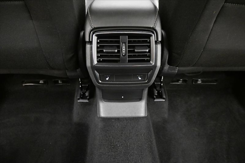 Škoda Kodiaq 2,0 TDI 110kW DSG 4x4 Navi Zár - fotka 22 z 31