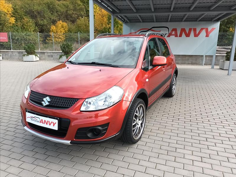 Suzuki SX4 1,6 VVT,88KW,4X4,KLIMA,VÝHŘEV - fotka 1 z 36