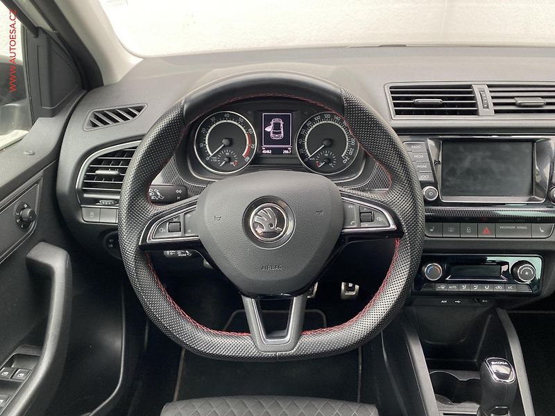 Škoda Fabia (2018) 1.4 TSi R5 EDITION, DSG, navi - fotka 11 z 18