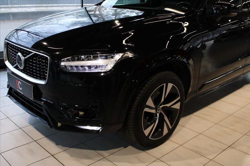 Volvo XC90 B5 AWD R Design PilotAssist/DP - fotka 7 z 32