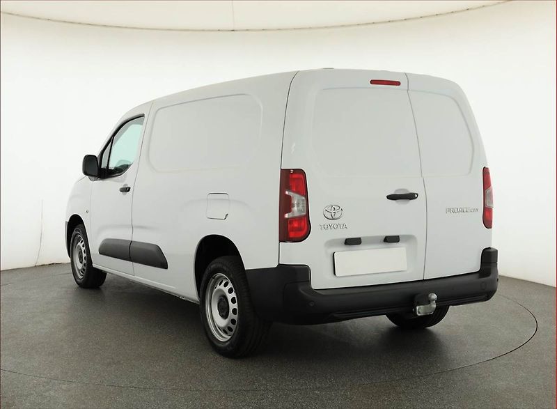 Toyota ProAce City (2024) Maxi 1.5 D-4D, 3Místa, ČR, DPH - fotka 4 z 13