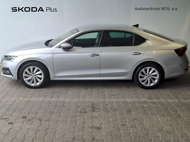 Škoda Octavia (2024) STYLE PLUS TD 85/2.0 M6F - fotka 3 z 39