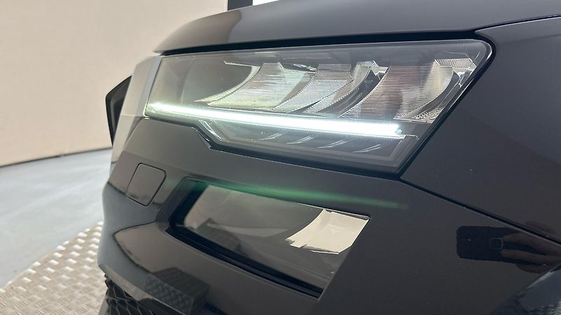 Škoda Karoq 2.0 TDI DSG 4x4 Style - fotka 18 z 29