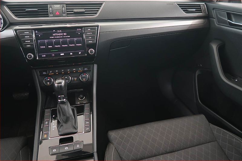 Škoda Superb (2016) 2.0 TSI, Automat, Navi - fotka 8 z 20