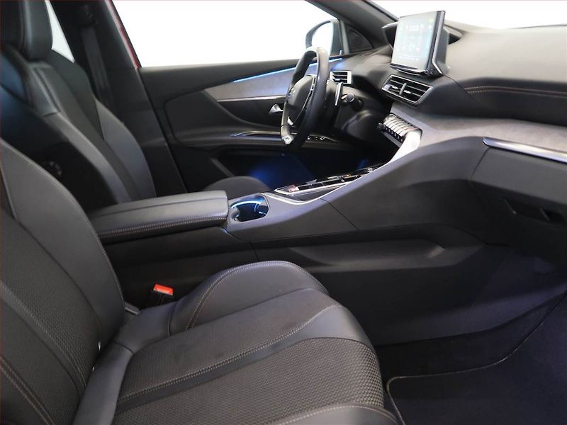 Peugeot 3008 (2023) GT e-Hybrid 225 - fotka 9 z 17