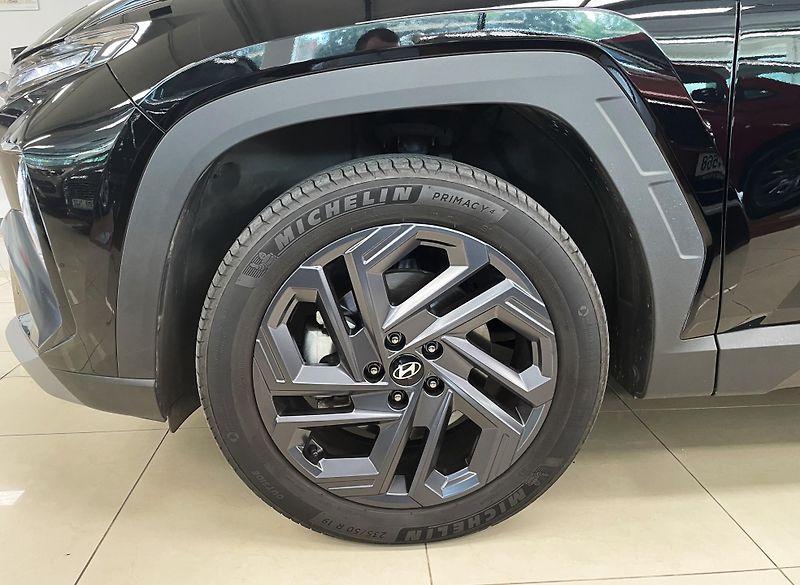 Hyundai Tucson 20 YEARS, HEV, 1-6 T-GDI, ČR - fotka 25 z 35