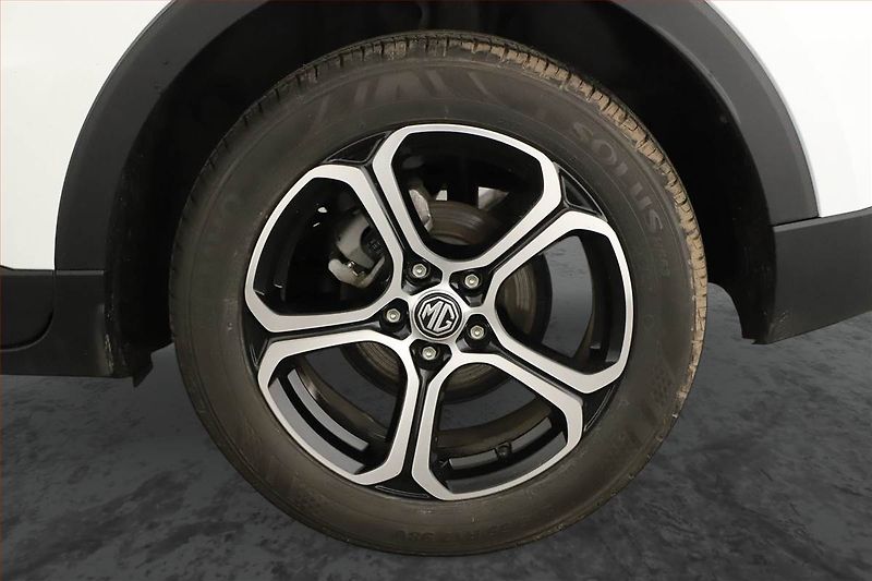 MG ZS (2025) 1.5 i, Elegance, FullLed - fotka 12 z 23
