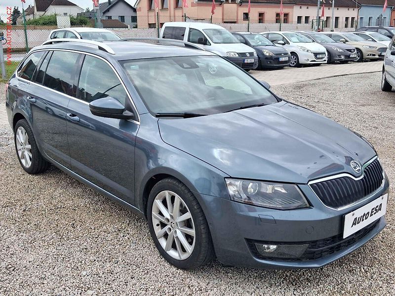 Škoda Octavia (2014) 1.4 TSi, Elegance, DSG, bixen - fotografie inzerátu