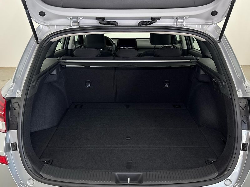 Hyundai i30 Smart DCT - fotka 10 z 26