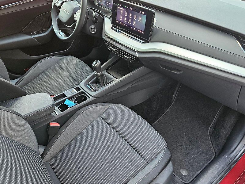 Škoda Octavia (2025) SELECTION TSI 85/1.5 M6F - fotka 14 z 30