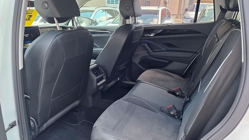 Volkswagen Tayron (2025) 1.5 PHEV 150kW Elegance SoH100 - fotka 10 z 48