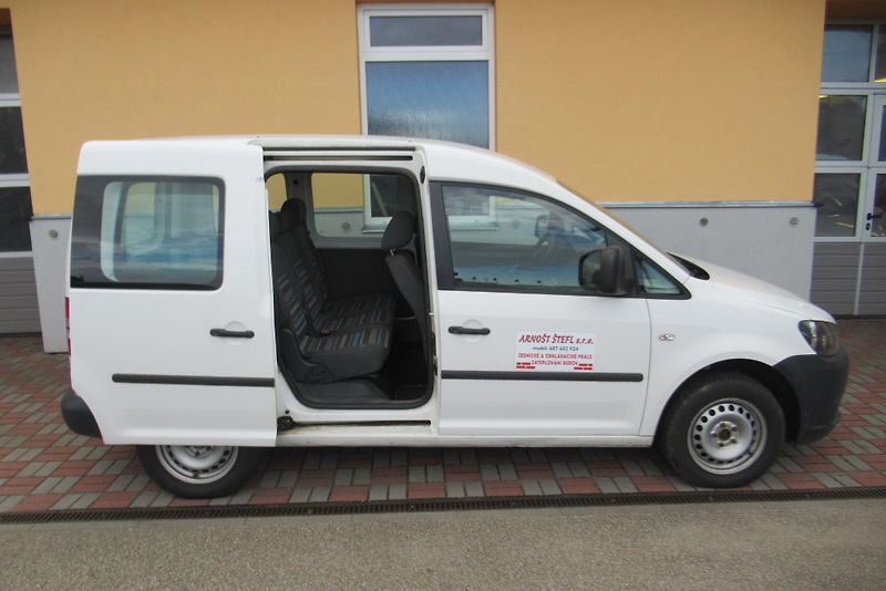 Volkswagen Caddy 1.6TDI KLIMA VŮZ NA OPRAVU !! - fotka 4 z 15