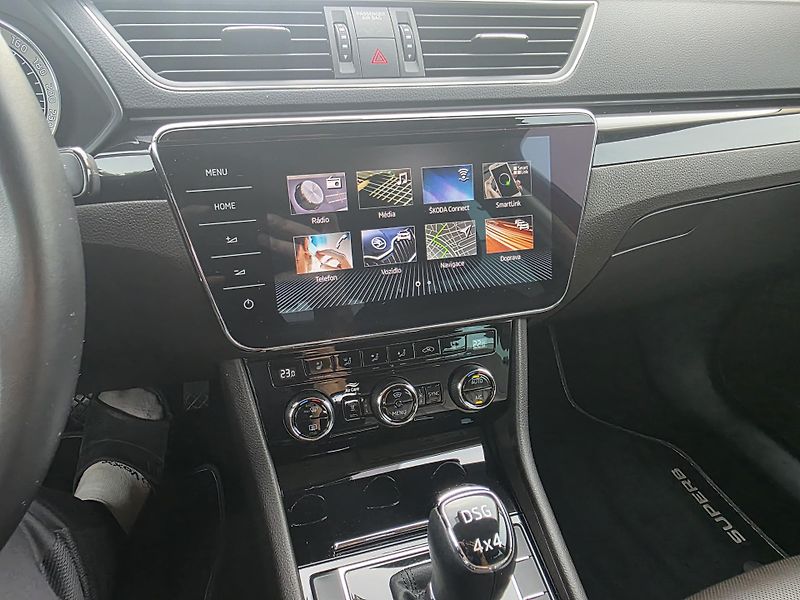 Škoda Superb (2018) L&K DSG | DCC | Odpočet - fotka 18 z 18