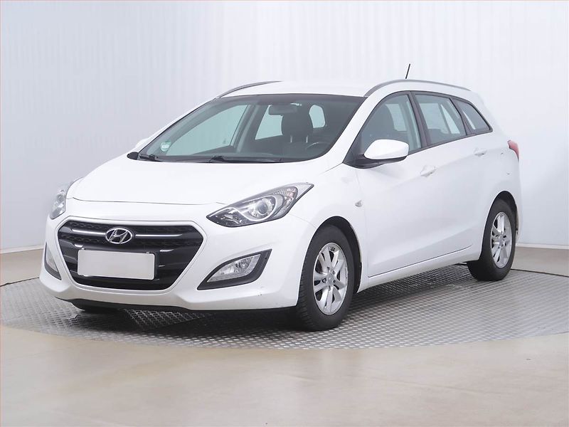 Hyundai i30 (2015) 1.6 CRDi, ČR,1.maj, Serv.kniha - fotka 2 z 15