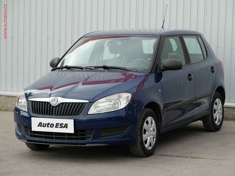 Škoda Fabia (2011) 1.2 HTP, ČR, AC - fotka 3 z 13