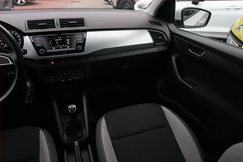 Škoda Fabia (2018) Ambition 1.0 TSI - fotka 8 z 14