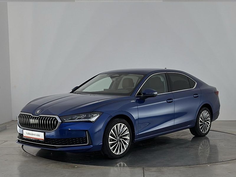 Škoda Superb Laurin & Klement - fotka 1 z 30