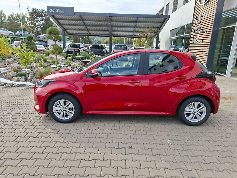Toyota Yaris 1.5 HEV 116K Comfort - fotka 3 z 12