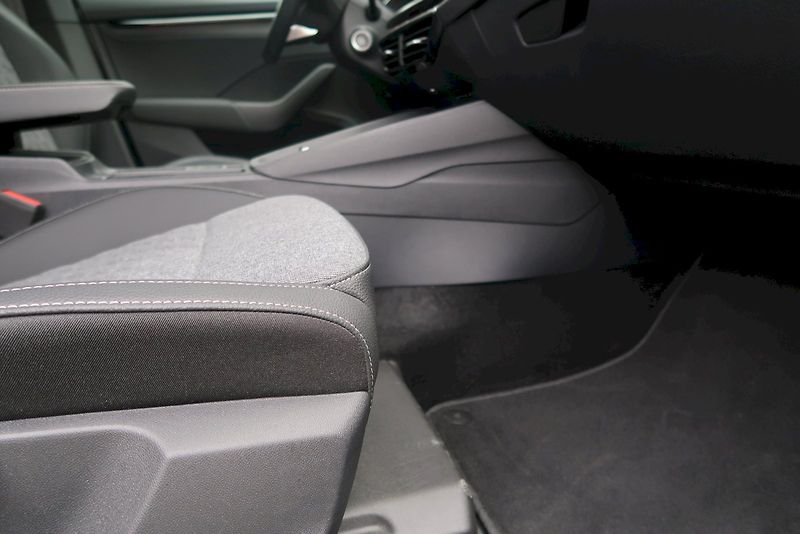 Škoda Octavia (2025) SportLine 2,0 TSI 110 kW DSG M - fotka 19 z 28