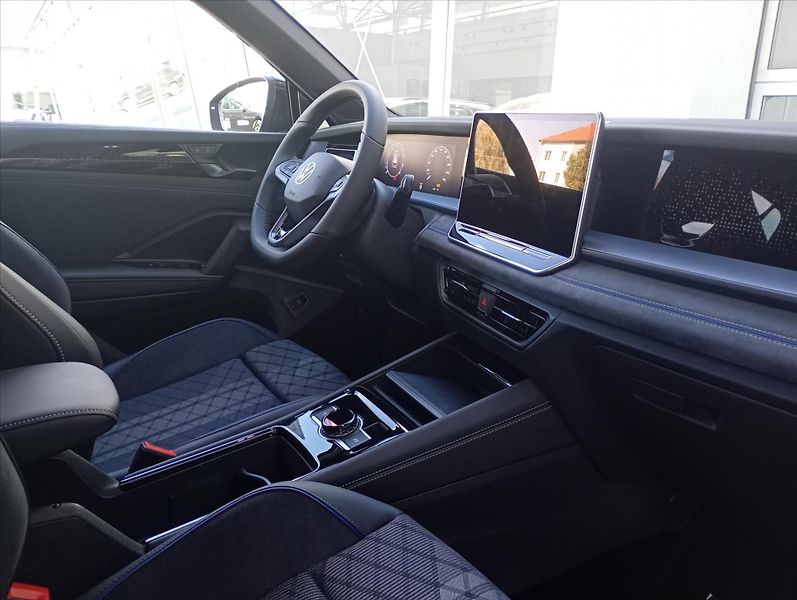 Volkswagen Tayron (2026) 1,5 eTSI 110 kW mHEV  R-Line P - fotka 16 z 18