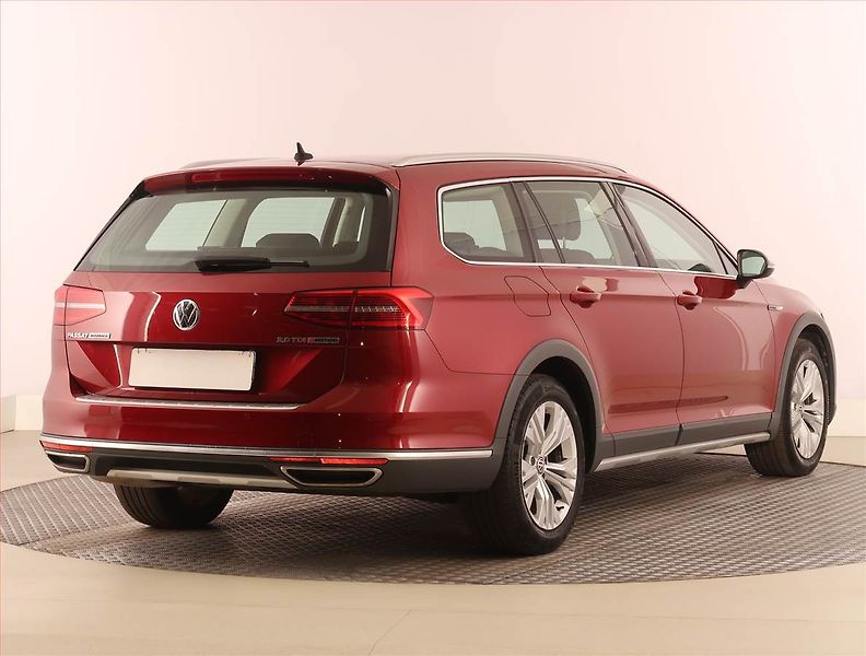 Volkswagen Passat (2016) Alltrack 2.0 TDI, 4X4 - fotka 5 z 28
