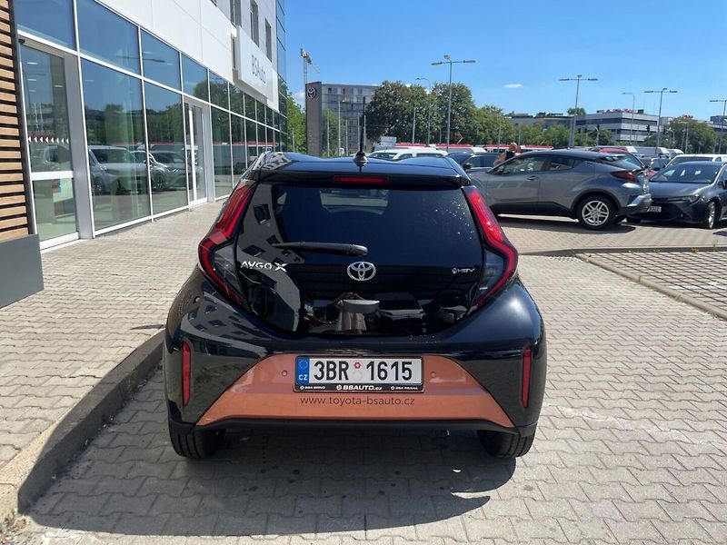Toyota Aygo 1,5 STYLE SMART - fotka 6 z 10