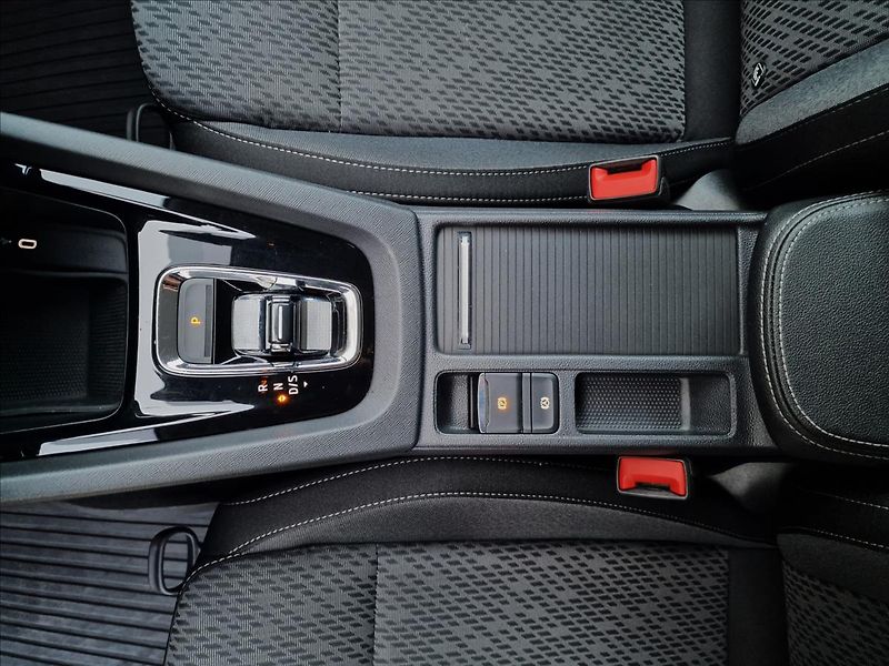 Škoda Octavia 1.4 TSI iV 150kW DSG Style,ČR - fotka 33 z 48