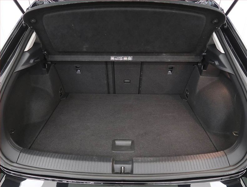 Volkswagen T-Roc (2021) Style 2.0 TDI, Serv.kniha - fotka 14 z 22