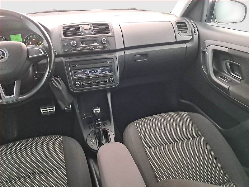 Škoda Roomster (2014) Scout 1.2 TSI, Automat - fotka 8 z 16