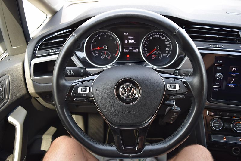 Volkswagen Touran (2017) 1.4TSI 110kw CLBMT 7MÍST TAŽNÉ - fotka 28 z 41