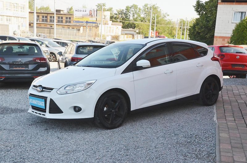 Ford Focus (2011) // REZERVOVÁNO //  - fotka 3 z 28