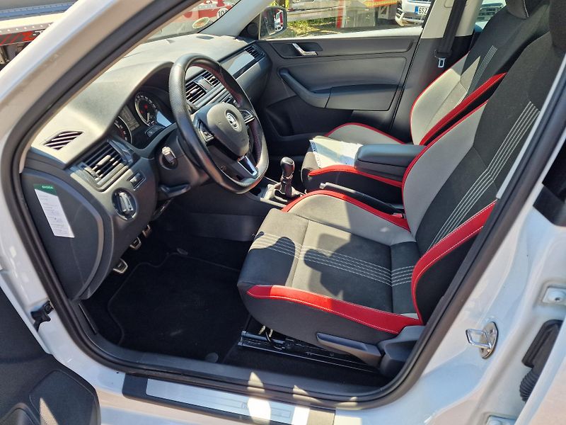Škoda Rapid 1,6TDI MONTE CARLO - fotka 7 z 20