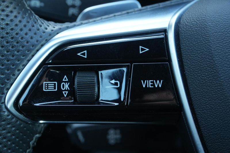 Audi e-tron S 370 kW Quattro, SoH 95,6%  - fotka 18 z 39