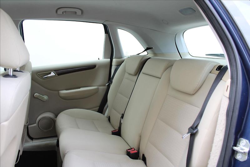 Mercedes-Benz Třídy B B 180 CDI / KLIMA / CZ - fotka 28 z 35