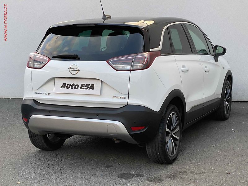 Opel Crossland X (2018) 1.2 T, Innovation, park. - fotka 4 z 18