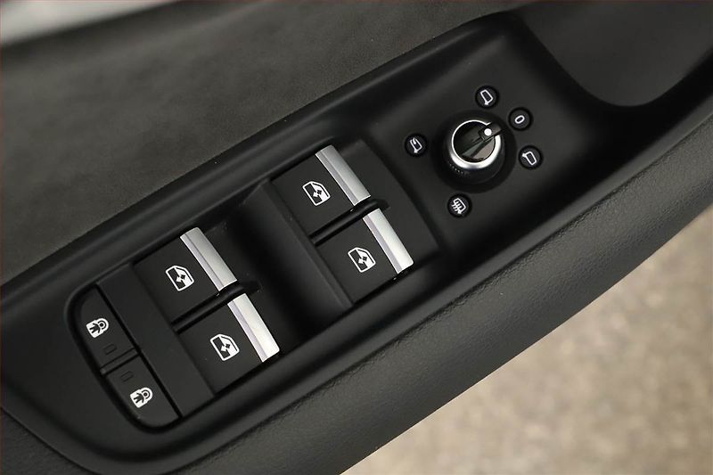 Audi Q7 (2021) 45 TDI - fotka 11 z 21