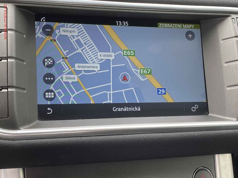 Land Rover Range Rover Evoque (2018) 2.0 Si4 4x4, AT, navi, kamera - fotka 16 z 18