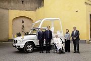 Nový papamobil Mercedes třídy G pro papeže Františka
