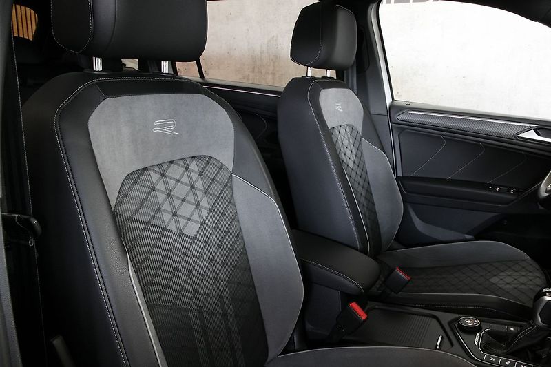 Volkswagen Tiguan Allspace 2.0TSI 140kW 4x4 DSG R-Line TZ - fotka 17 z 39